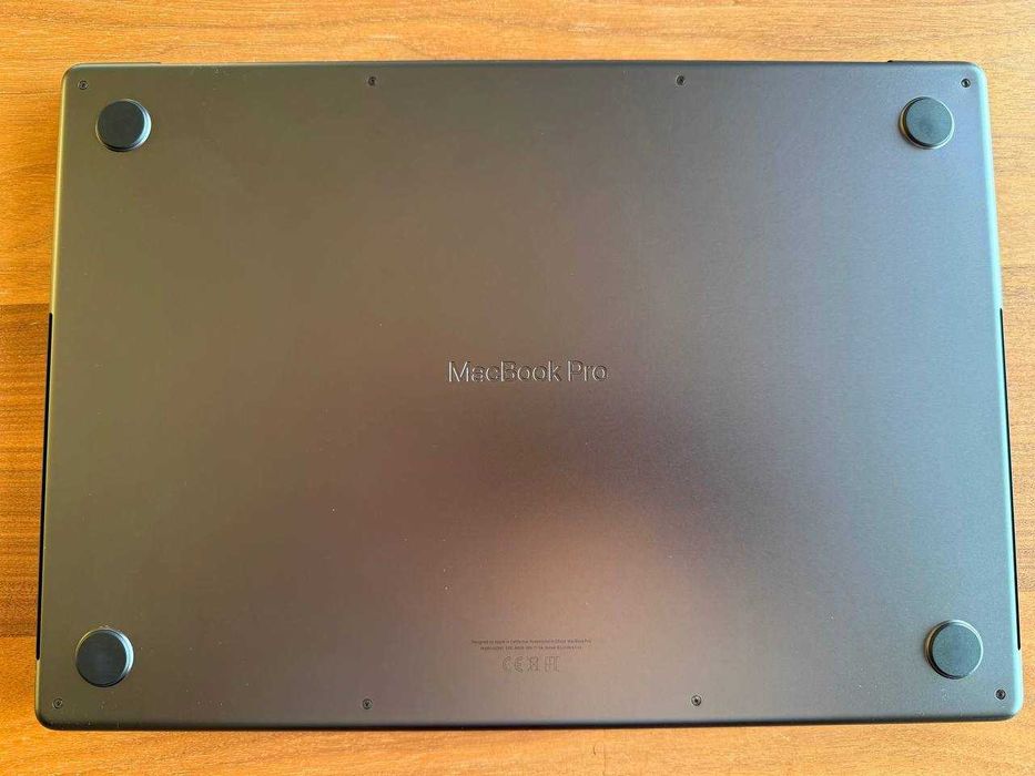 Macbook Pro M3 Max 16.2 1TB 36GB RAM