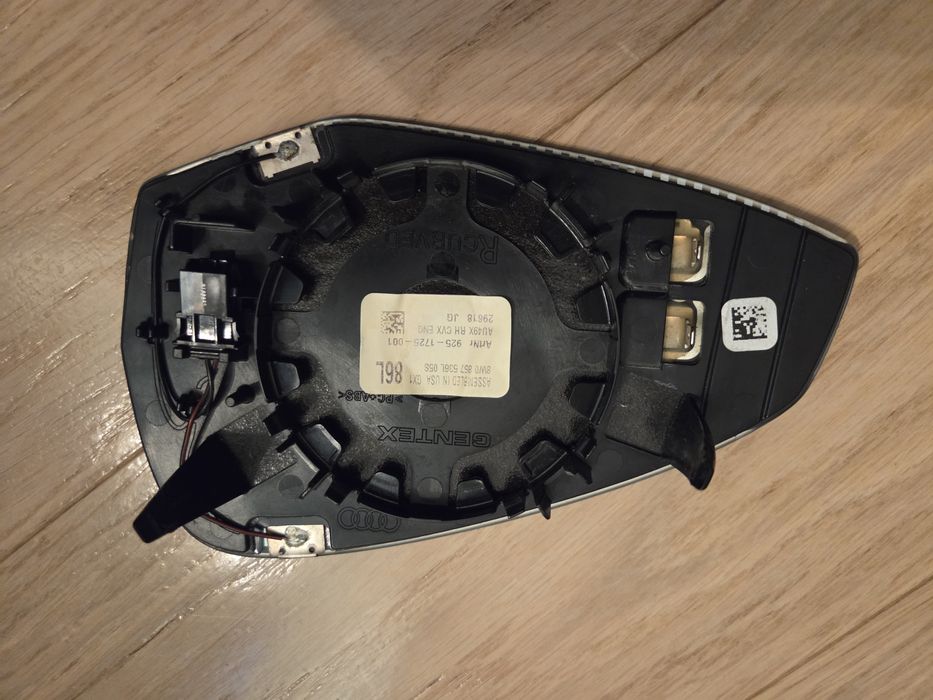 Wkłady lusterek Audi A4 B9