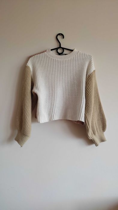 Biało-beżowo-różowy sweter petite