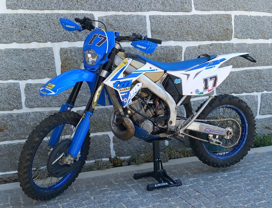 Tm  En250 2t 2017