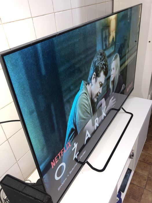 TV SMART TECH (LED - 50'' - 127 cm - 4K Ultra HD - Smart TV)