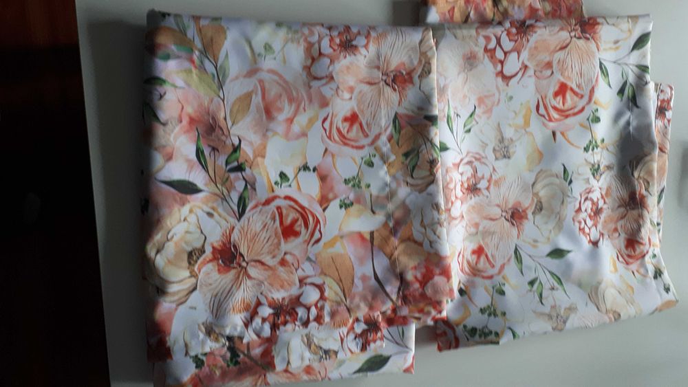 zasłony gotowe  250 x 150  wzor kwiatowy 2 szt / nowe/