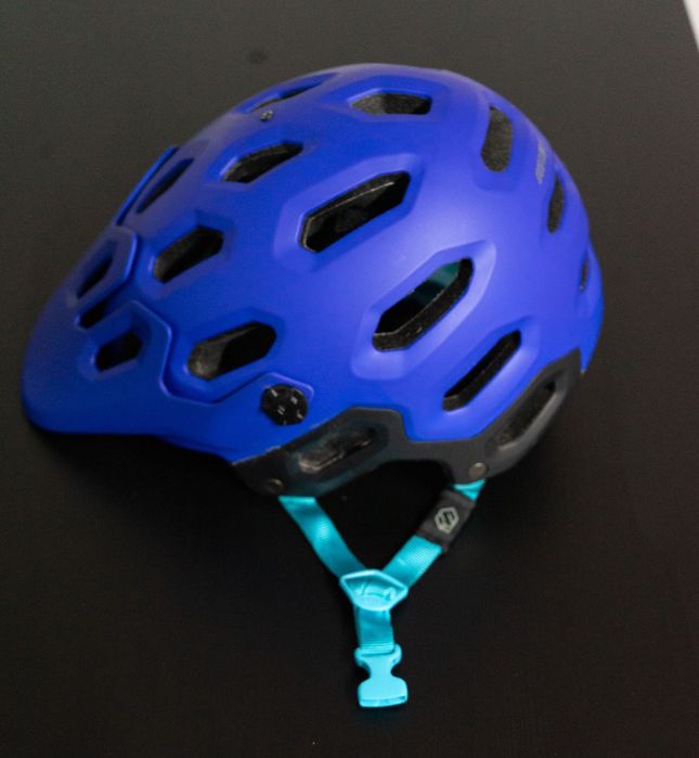 Capacete Bell Super +1