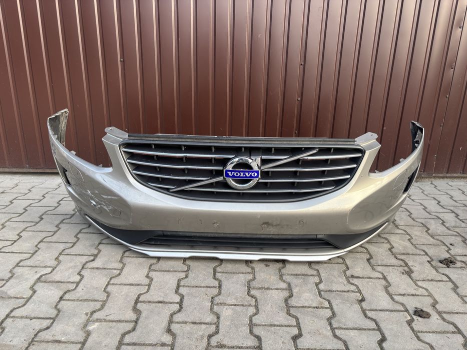 Zderzak volvo xc60