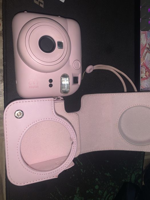 фотоапарат instax