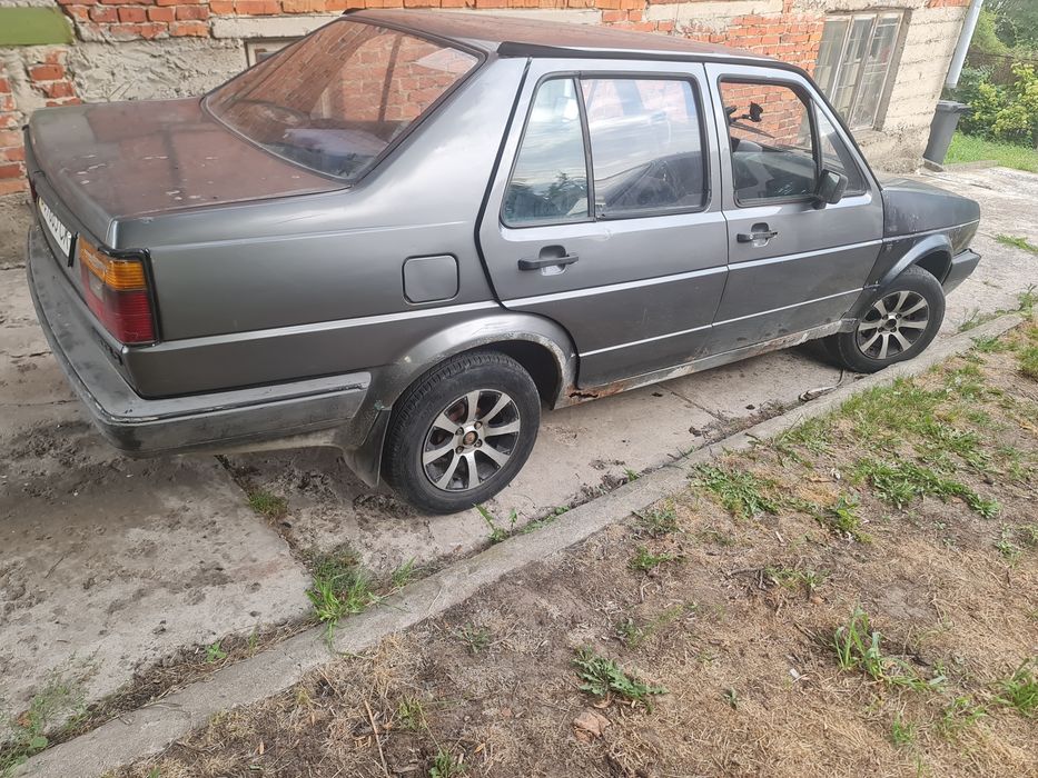 Volkswagen Jetta 2