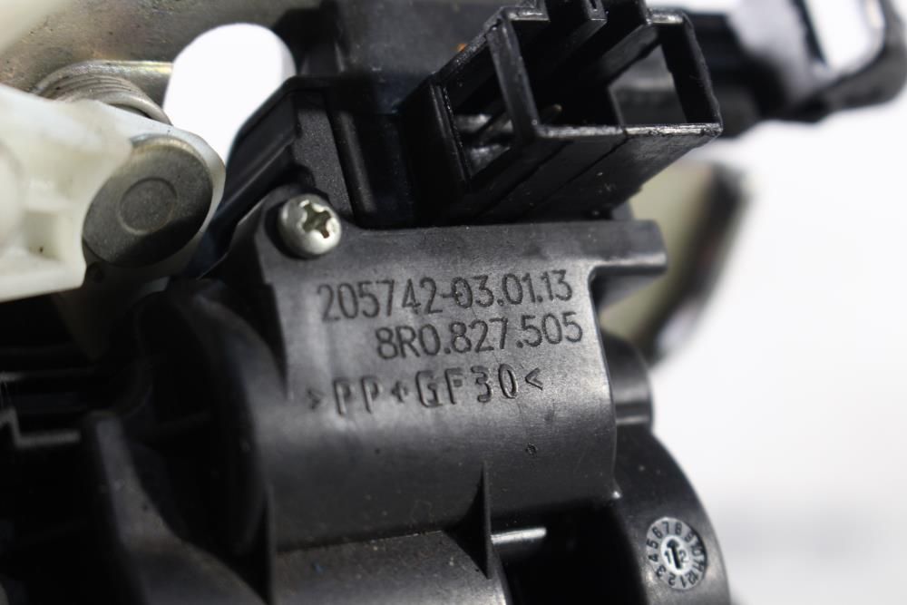 Fechadura / fecho da mala AUDI A3 (8V1, 8VK)