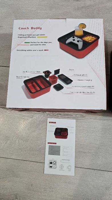 COUCH BUDDY Organizer na przekąski i napój z bezprzewodowym powerbank