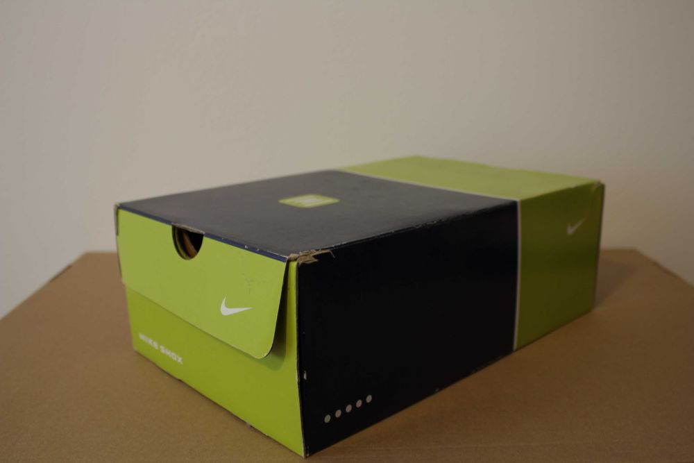 Ténis/ Sapatilhas Nike Shox R4