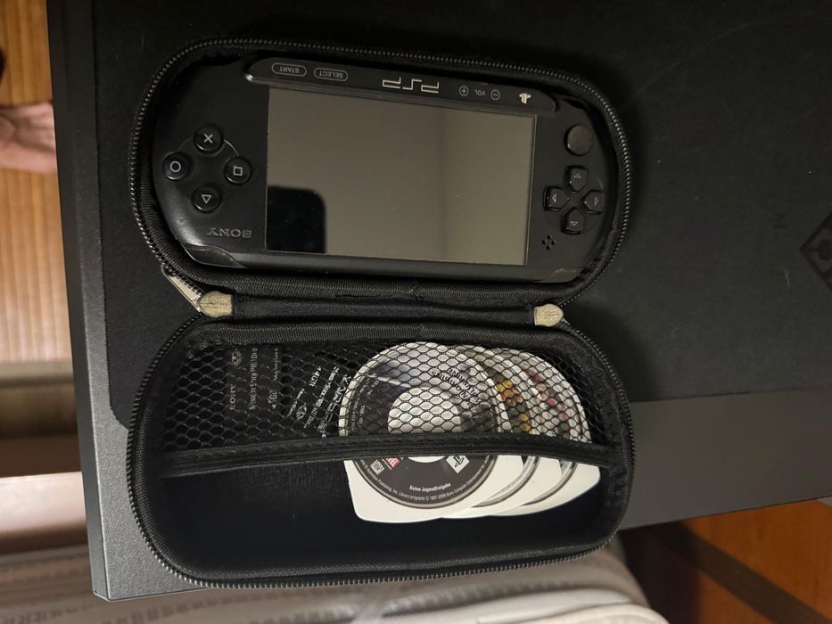 Sony PSP E1000 Desbloqueada