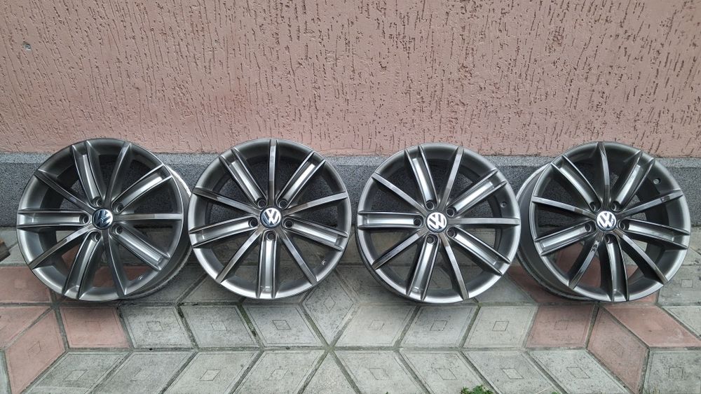 Оригінальні диски титани VW Tiguan Passat  5/112R18 vag