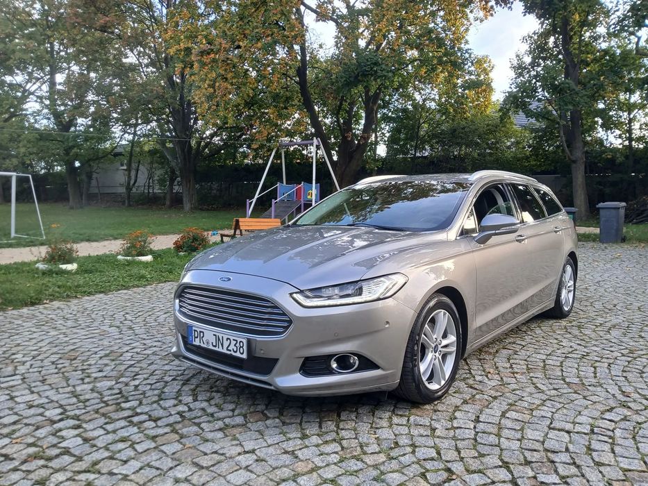 Ford Mondeo Ford Mondeo 2.0 150km 2017rok radar blis navi skóry xenon ledy hak