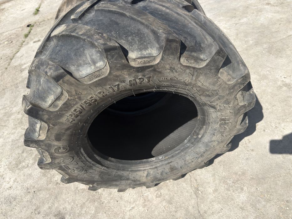 Opony 425/55R17 Mitas