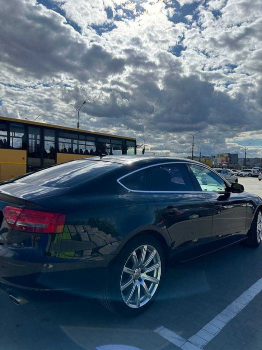 продам Audi A5 Sline