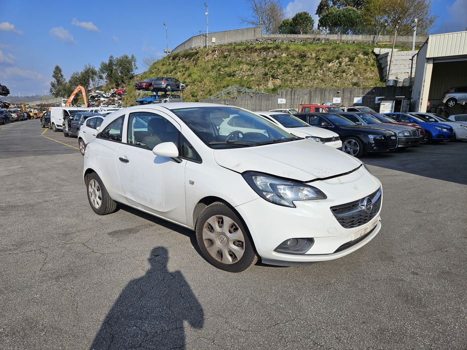 Opel Corsa E 1.3 CDTi de 2016 para peças