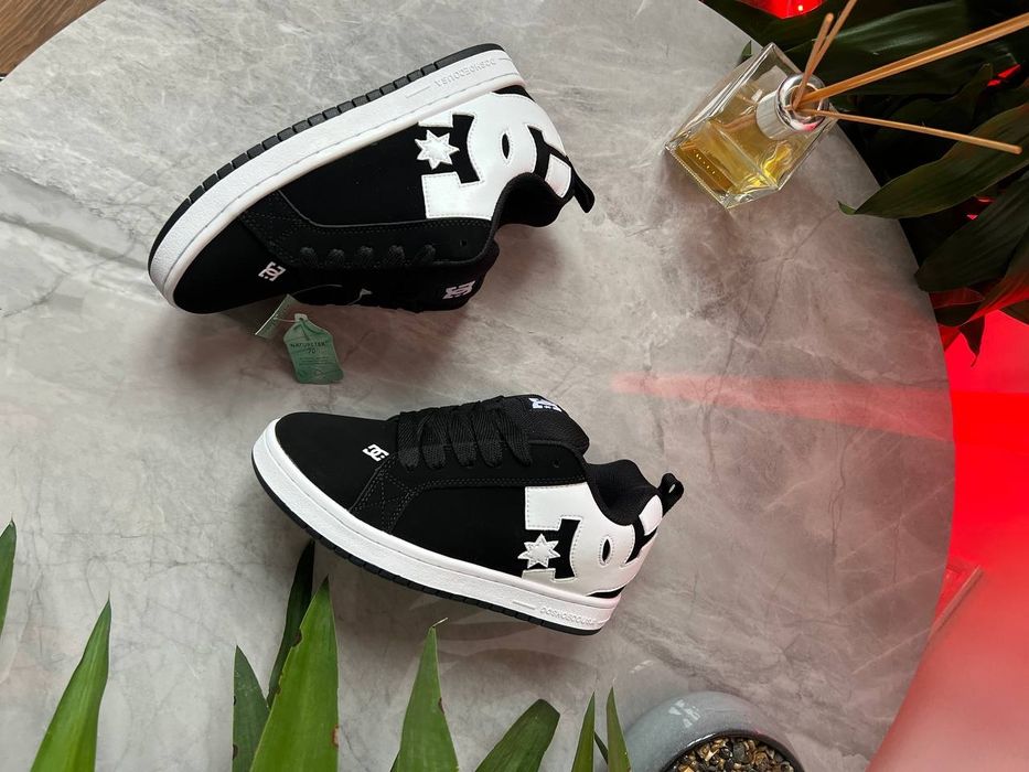 Premium! DC Bobs Burgers x Court Graffik , жіночі кросівки DC 37-44Р