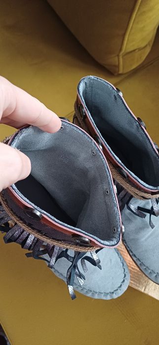 Botki buty damskie indiańskie boho z frędzlami