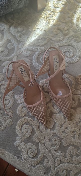 Sapatos Ezzio nude tam 36