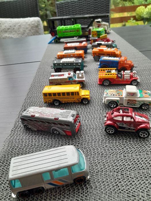 Różne rodzaje samochodu modele