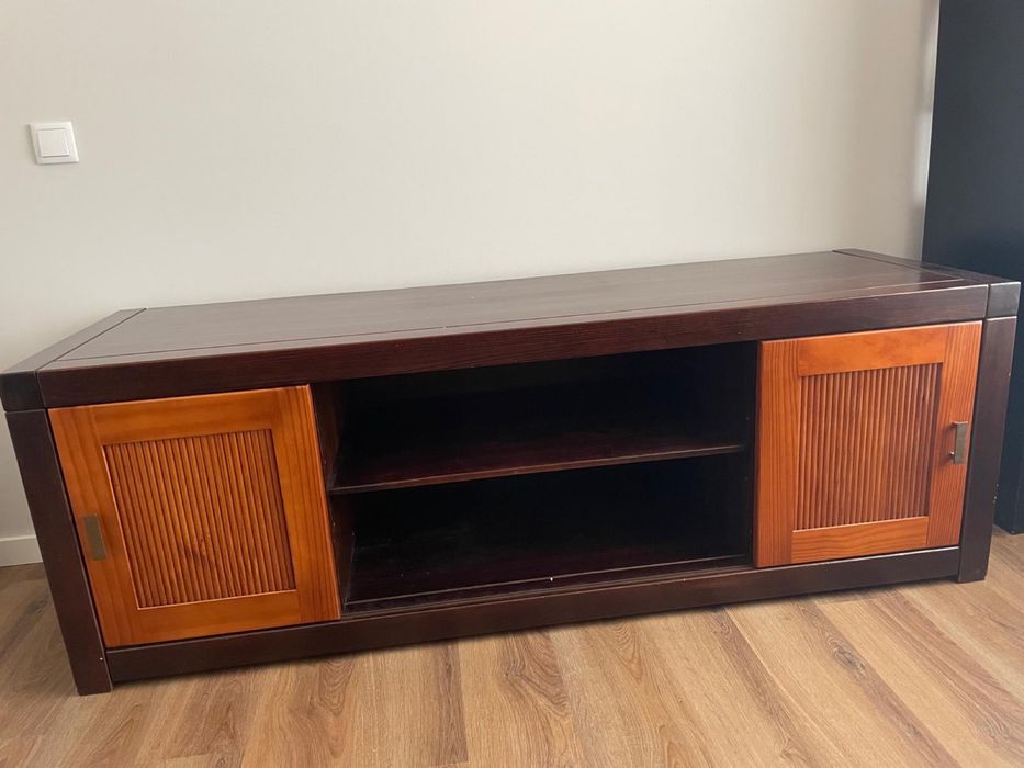 Armario de TV com duas Portas