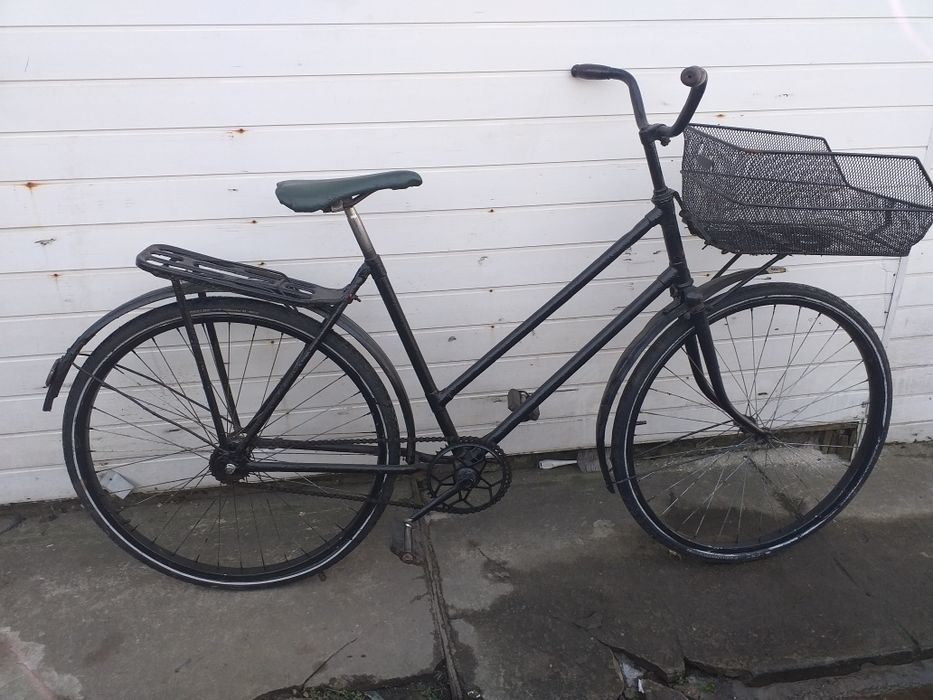 Велосипеди. І запчастини до них.