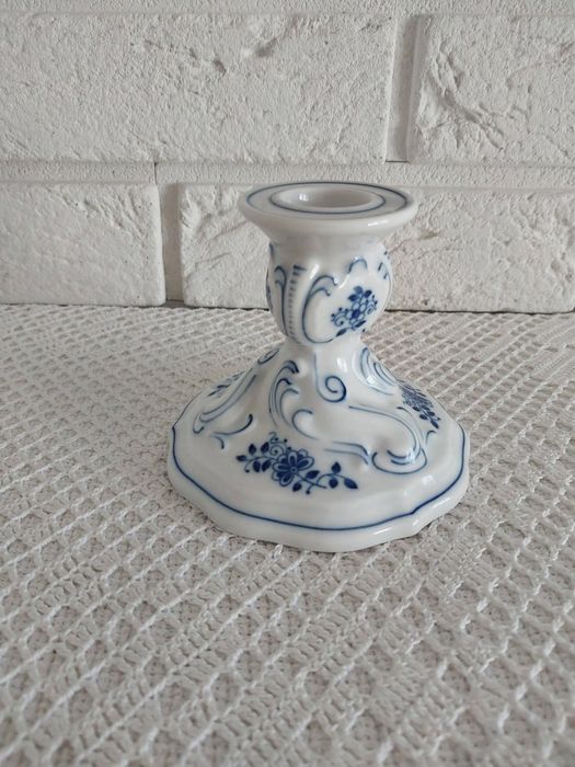 Hutschenreuther porcelanowy świecznik.