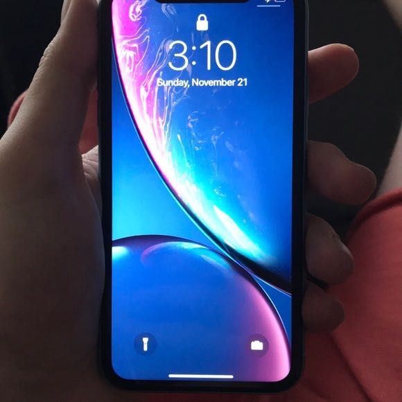 Продам Apple iphone xr 64gb
