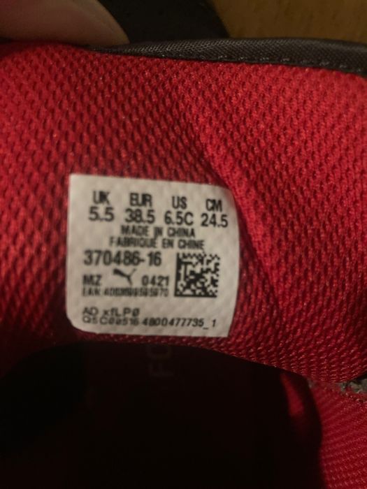 Sneakersy Puma wysokie czarno-czerwone 38,5