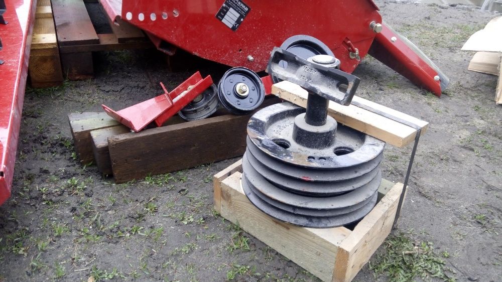 Измельчитель подрібнювач січкарня соломи Case MDW Лида Бізон Ліда Кейс