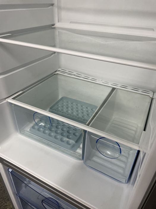 Холодильник 205см два компресори