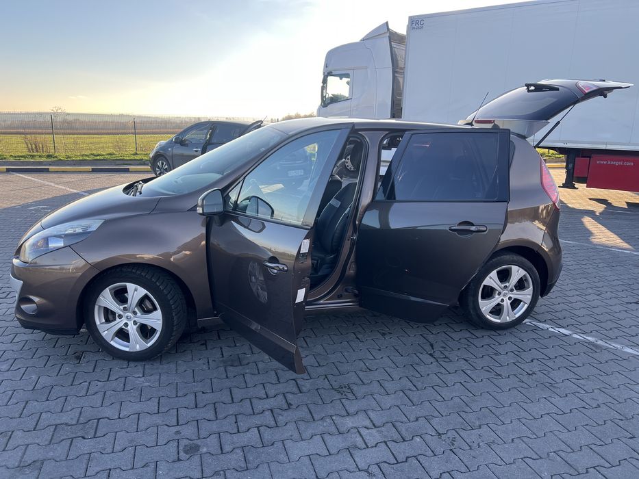 Рено сценік АВТОМАТ!!!