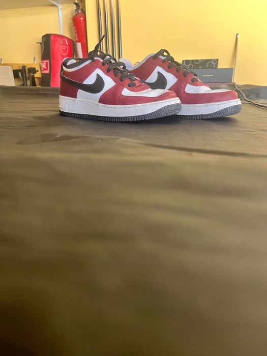 Air force 1 vermelho preto e branco