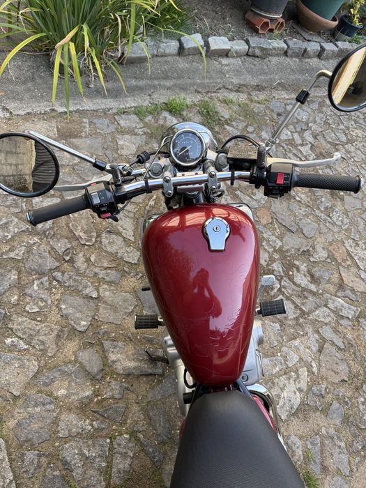 Motocicleta yamaha virago 250/xv 250