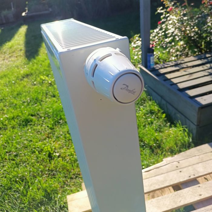 Grzejnik Purmo z termostatem  ( 90x40/ 60x60/  60x50)