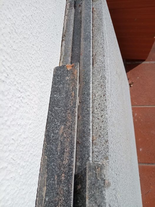 Chapas de granito cinzento para tampos WC ou cozinha