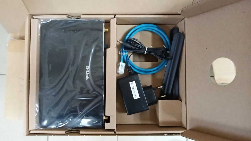 Роутер D-Link 4G/LTE DWR-921