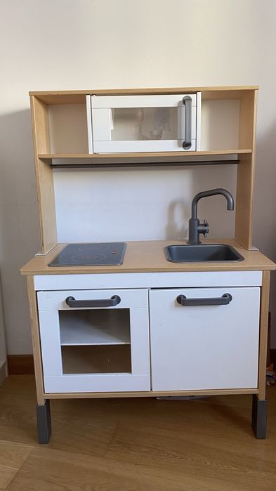Ikea cozinha crianca