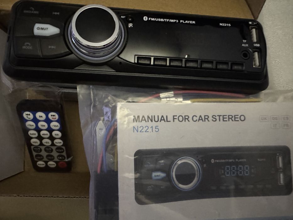 Radio Samochodowe 1DIN Bluetooth AUX USB MP3 Pilot Głośnomówiący