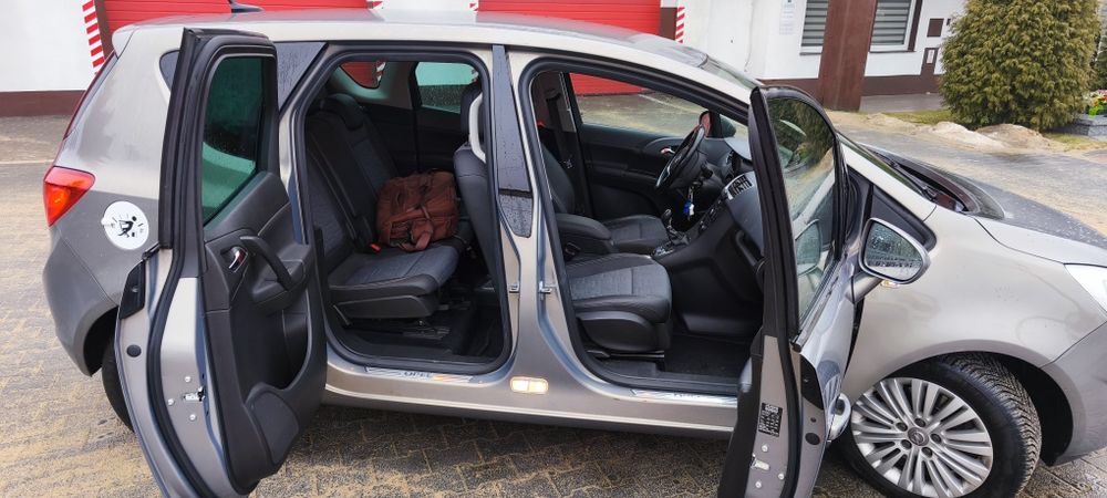 Opel Meriva B.    1,7 CDTI