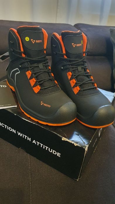 Buty nowe robocze  GESTO 44