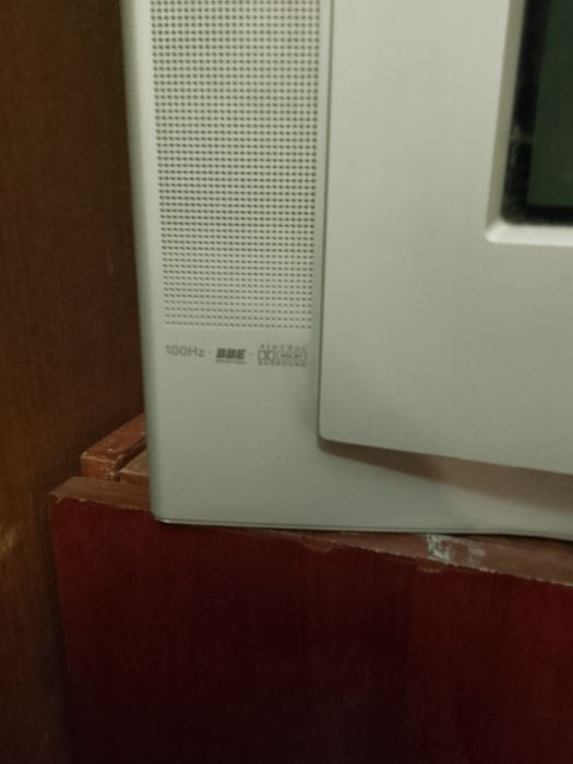 Продам  Sony KV-29FX64K повністю працюючий