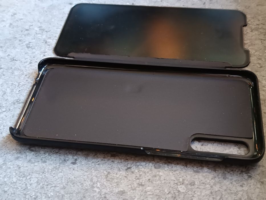 Etui zamykane do telefonu Samsung A50