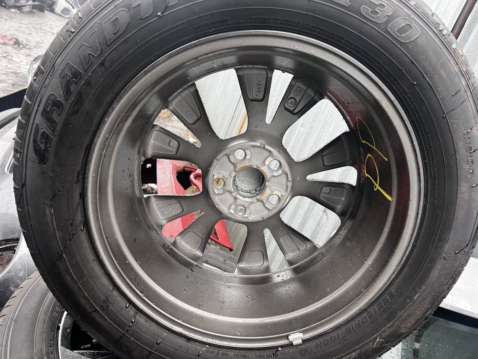 Kola, Koła Toyota Rav4 IV , Felgi z oponami. Nowe !