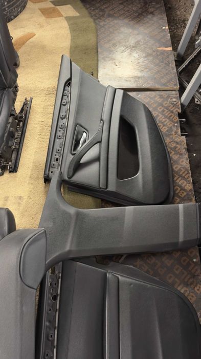 Сидіння комплект чорний bmw f10 Карти дверей bmw f10