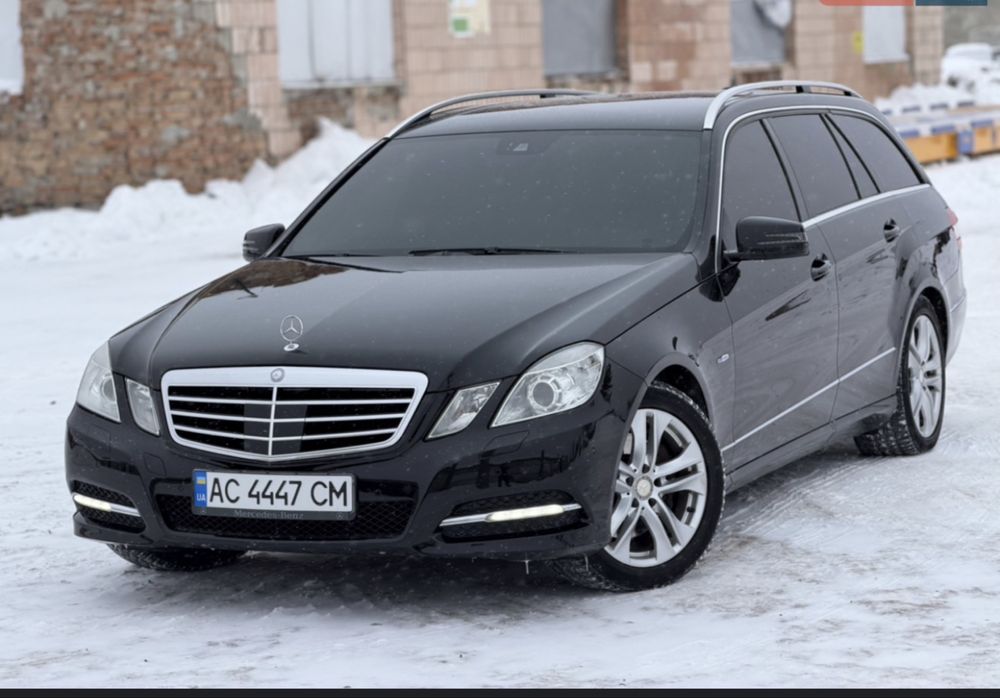 MERCEDES 212 дизель 2.2автомат 2012 рік
