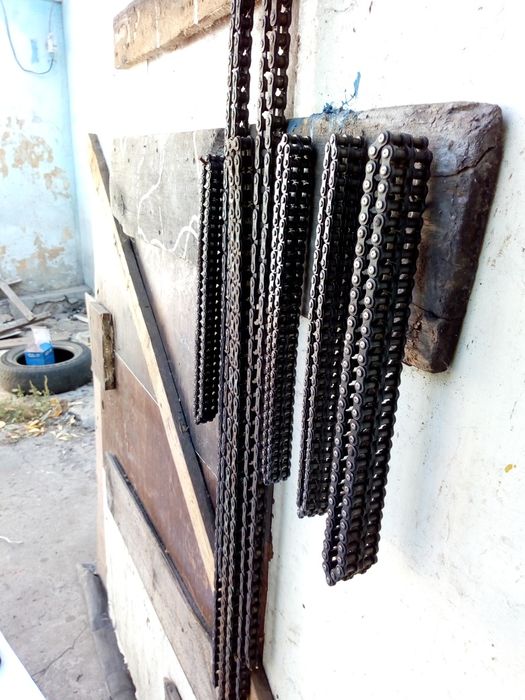 Запчасти,цепи мотоцикла ИЖ