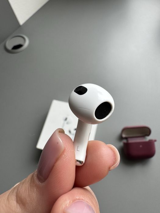 Airpods 3 (3rd generation) with MagSafe кейсом
