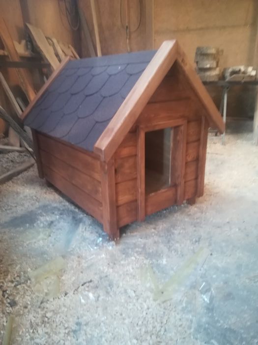 Buda dla dużego psa Sosnowa