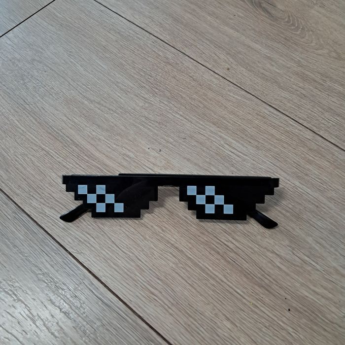 Okulary ozdobne swag