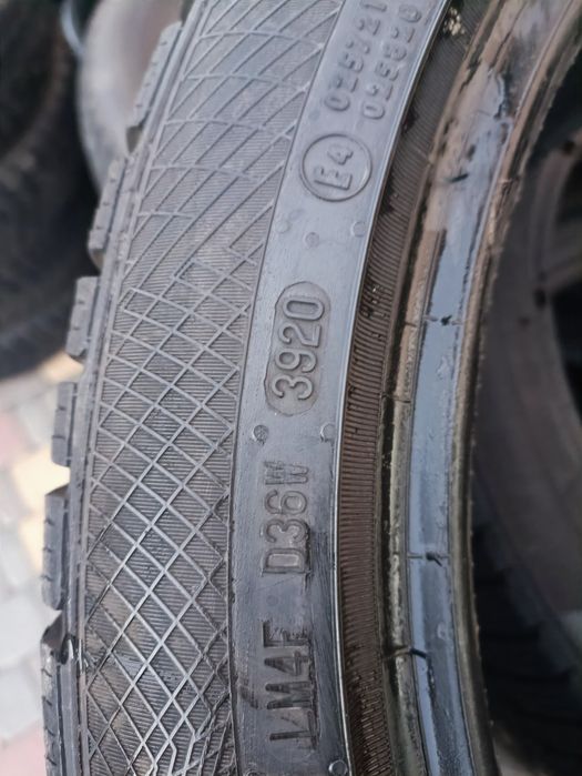 Шини резина  225/40 R18 зимова гума